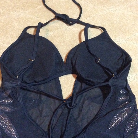 HOST PICK 💜 Ashley Graham X S4A NWOT Ritzy One-Piece Swimsuit - Picture 9 of 11